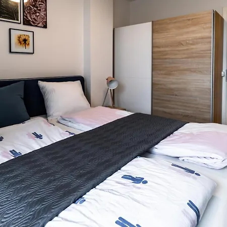 Sofia & Sillweg Naehe Rebull Ring 公寓 丰斯多夫