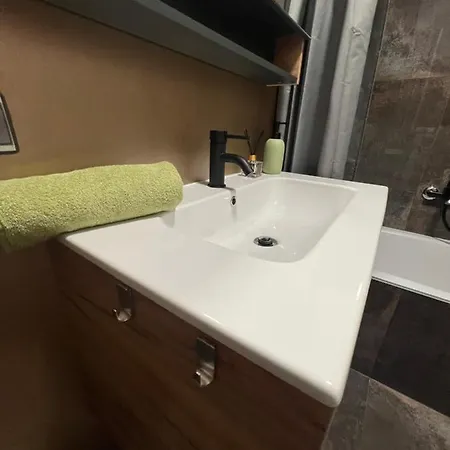 Sofia & Sillweg Naehe Rebull Ring *