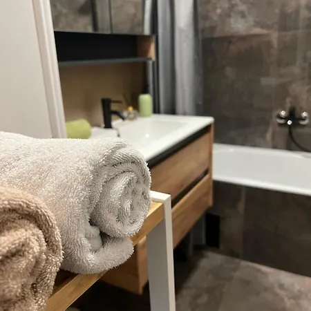 Sofia & Sillweg Naehe Rebull Ring