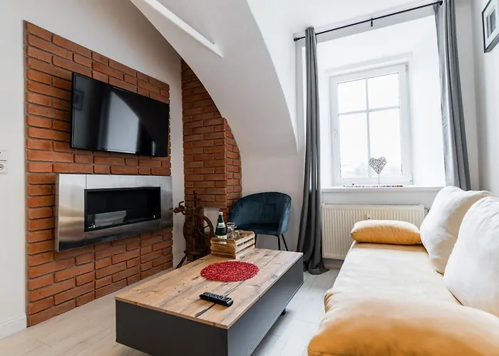 Sofia & Sillweg Naehe Rebull Ring *