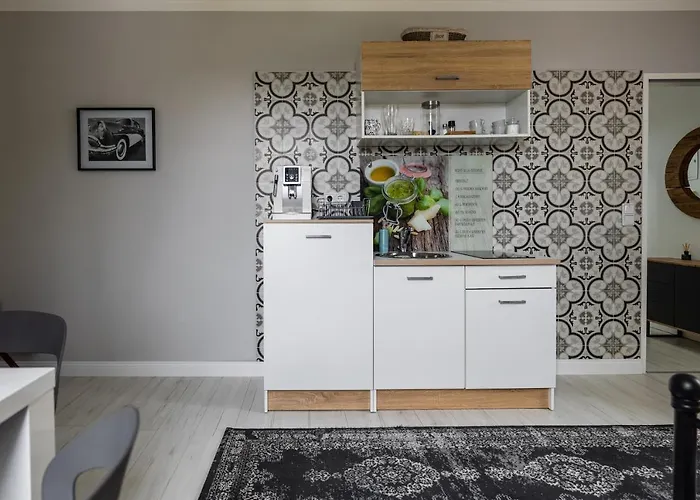 Sofia & Sillweg Naehe Rebull Ring