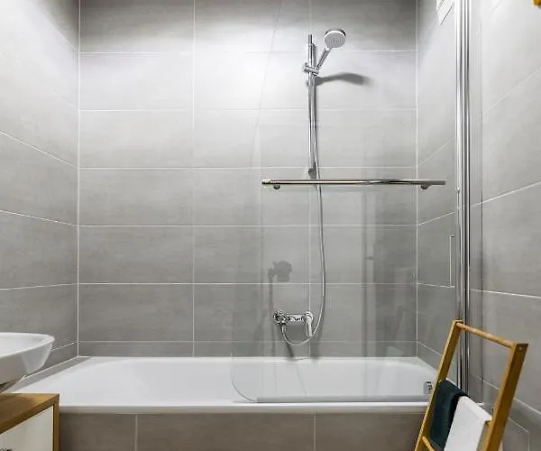 Sofia & Sillweg Naehe Rebull Ring * 丰斯多夫