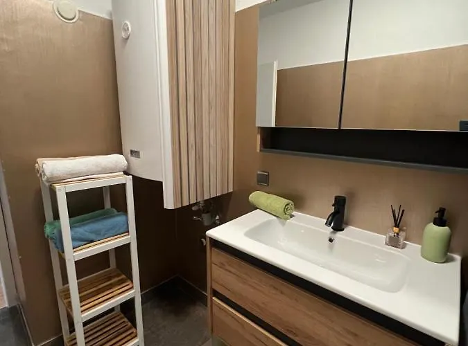 Sofia & Sillweg Naehe Rebull Ring * 丰斯多夫